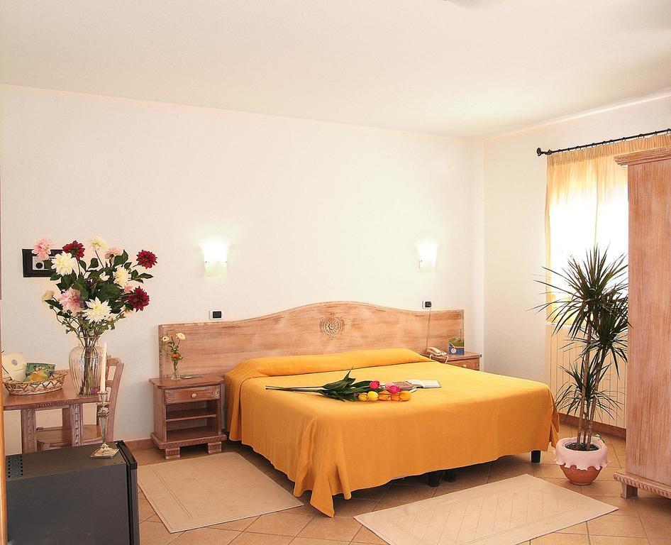 Hotel Delle Isole La Maddalena  Ngoại thất bức ảnh